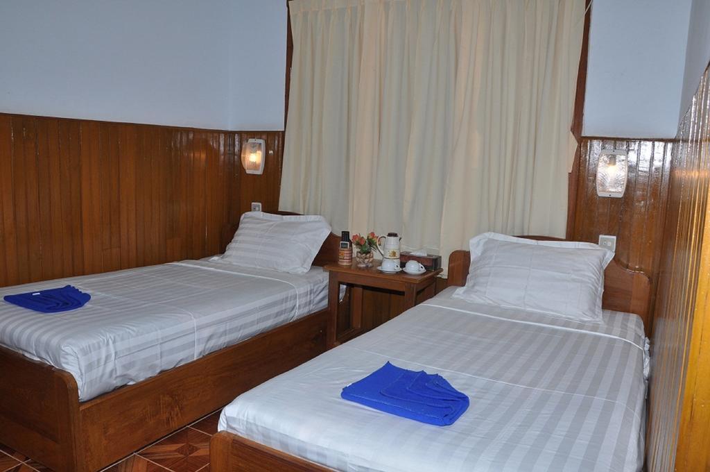Shwe Nadi Guest House Nyaung-U Room photo